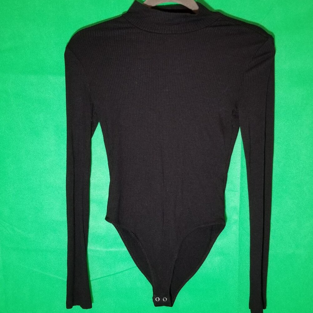 Forever 21 Mock Turtleneck Small Black Ribbed Long Sleeve Bodysuit Snap‎ Crotch